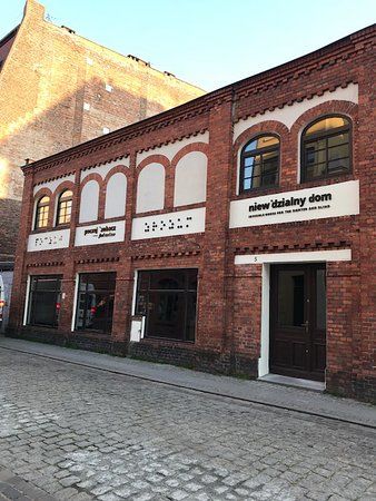 Niewidzialny Dom - Invisible House